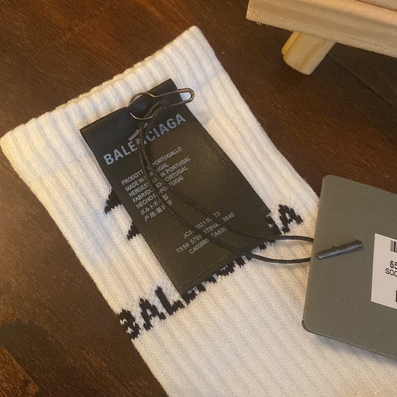 Balenciaga Glow In The Dark Socks - Picture 3 of 7